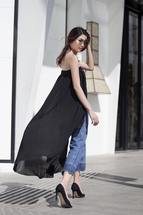 quynh-chau-sexy-nho-vay-xe-hop-mot-10