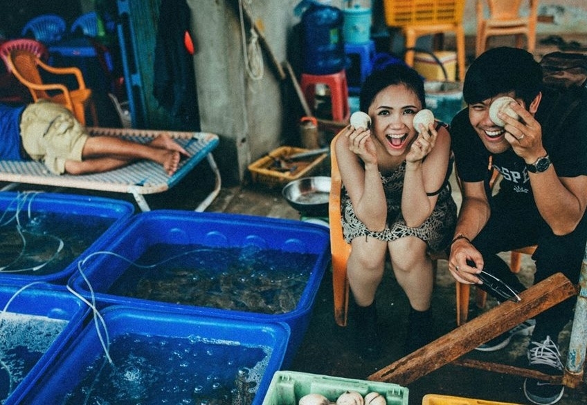 Anh cuoi 'cuoi tha ga', tao dang hai huoc cua cap 9X Sai Gon hinh anh 6