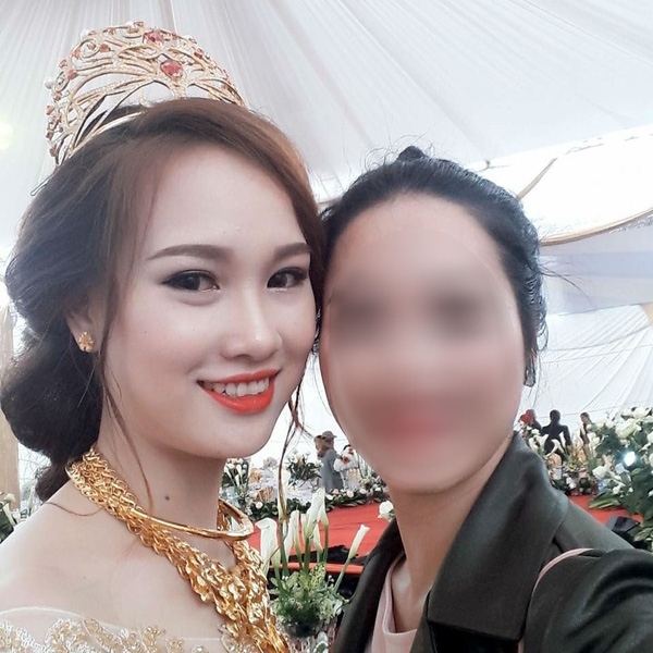 Choáng với với những đám cưới chẳng có gì ngoài vàng