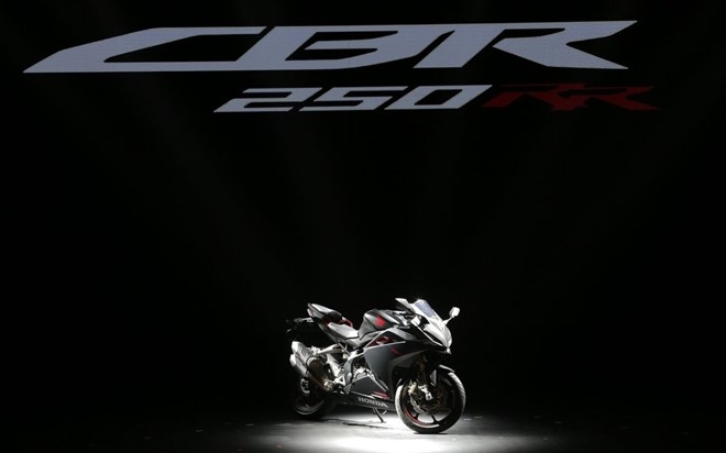 Honda CBR250RR 2016 ra mat voi gia tu gan 4.800 USD hinh anh 1