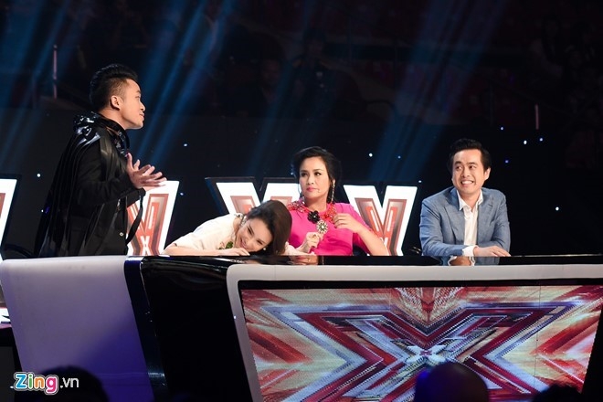 X-Factor: Giam khao 'dai chien' hinh anh 1