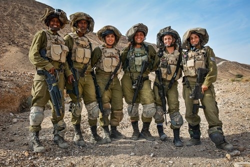 [ẢNH] Bóng hồng sa mạc trong Quân đội Israel - Ảnh 9.