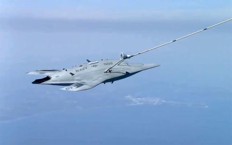 Cách cá đuối MQ-25A khắc chế tên lửa DF-21D - Ảnh 1.