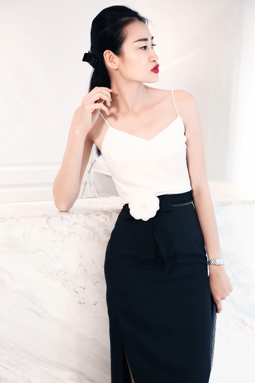ha-vi-sexy-voi-vay-ren-xuyen-thau-9