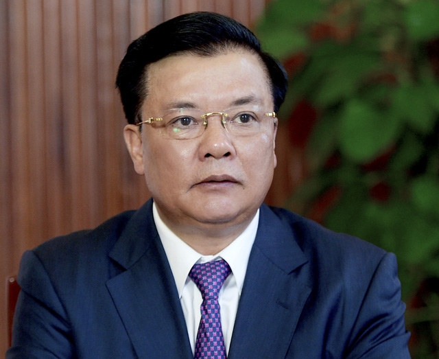  Bộ trưởng Bộ Tài chính Đinh Tiến Dũng 