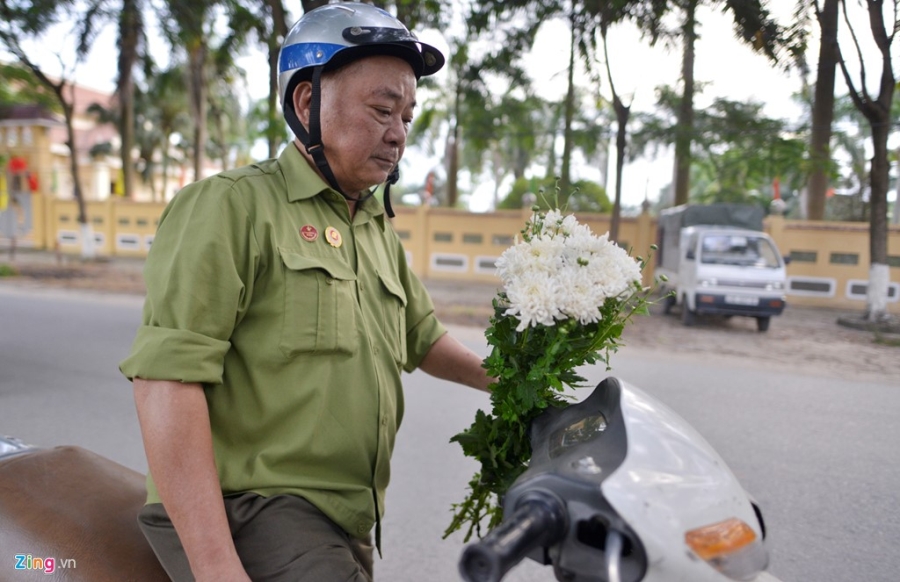Nghia trang bung sang dem tri an cac anh hung liet si hinh anh 2