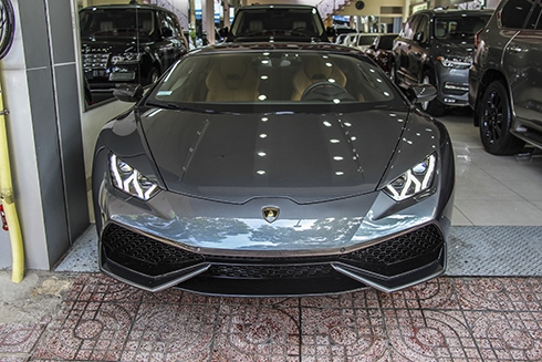 them-sieu-xe-lamborghini-huracan-cap-cang-sai-gon