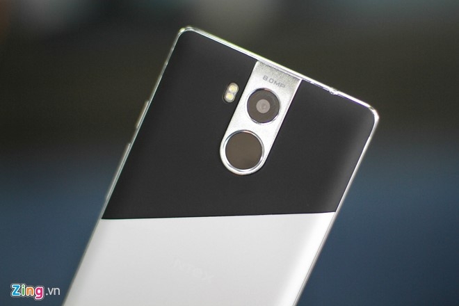 Mo hop smartphone 4G, ho tro cam bien van tay re nhat VN hinh anh 10