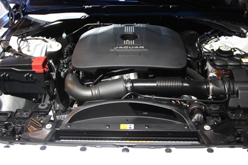 jaguar-xf-the-he-moi-ra-mat-thi-truong-viet-nam-6