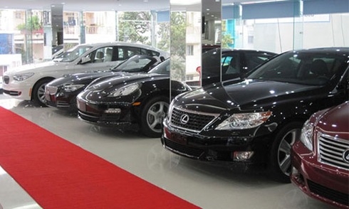 Xe sang trốn thuế nhập về Đà Nẵng theo hình thức biếu tặng