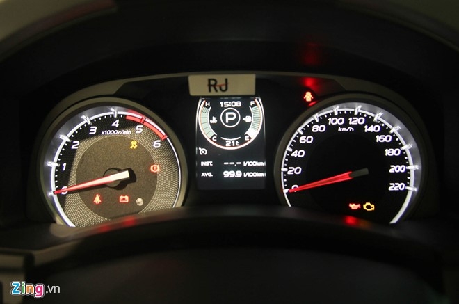 Chi tiet Isuzu MU-X: Doi thu gia mem cua Toyota Fortuner hinh anh 8