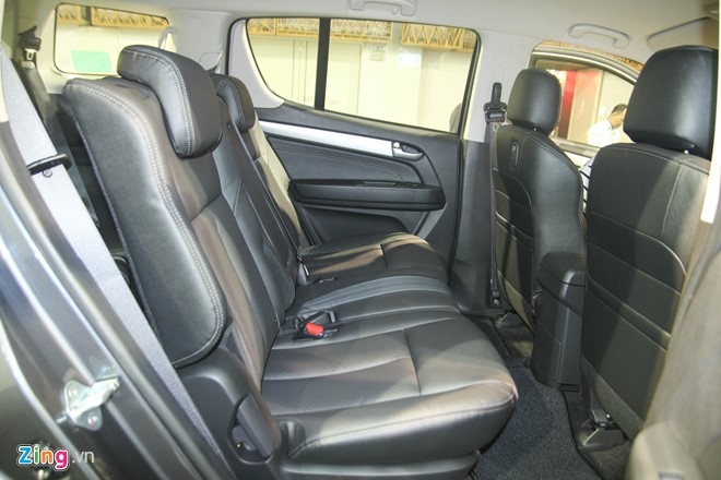 Chi tiet Isuzu MU-X: Doi thu gia mem cua Toyota Fortuner hinh anh 9