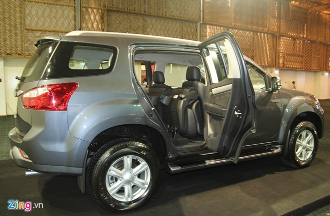 Chi tiet Isuzu MU-X: Doi thu gia mem cua Toyota Fortuner hinh anh 13
