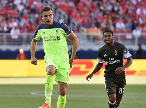 Henderson và các đồng đội đã có chiến thắng trước Milan