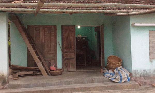  Căn nhà của vợ chồng Ch. 