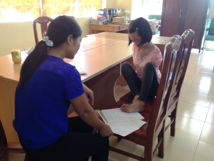 co be khong tay duoc dac cach vao truong dai hoc hinh anh 3
