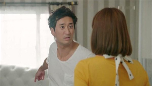 dang mang bau con thu hai, chong ep pha thai, ly hon vi anh co bo - 1