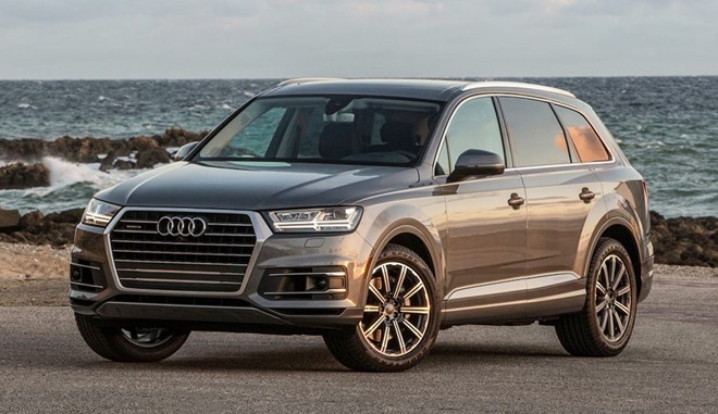 Hon 14.000 chiec Audi Q7 moi bi loi tui khi hinh anh 1