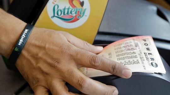  Tấm vé số Powerball trị giá 487 triệu USD đã được bán ra ở bang New Hampshire. Ảnh: AP 