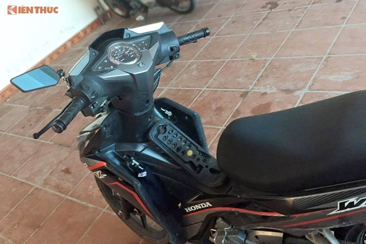 “Ho bien” Honda Wave phong cach Winner chi 1 trieu dong-Hinh-4