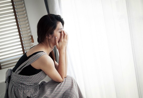 chồng nghèo, nhà cấp bốn, điều hòa, nóng bức, thời tiết, anh chồng,bố mẹ chồng