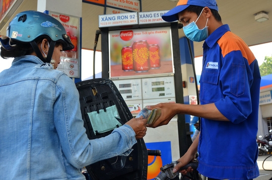 giá xăng, giảm giá xăng, tăng giá xăng, giá xăng trong nước, xăng dầu, giá xăng thế giới, xăng