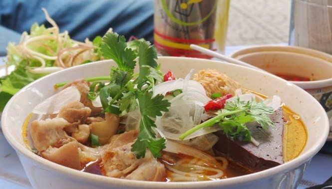 Bún bò Huế /// Ảnh: Tuyết Khoa