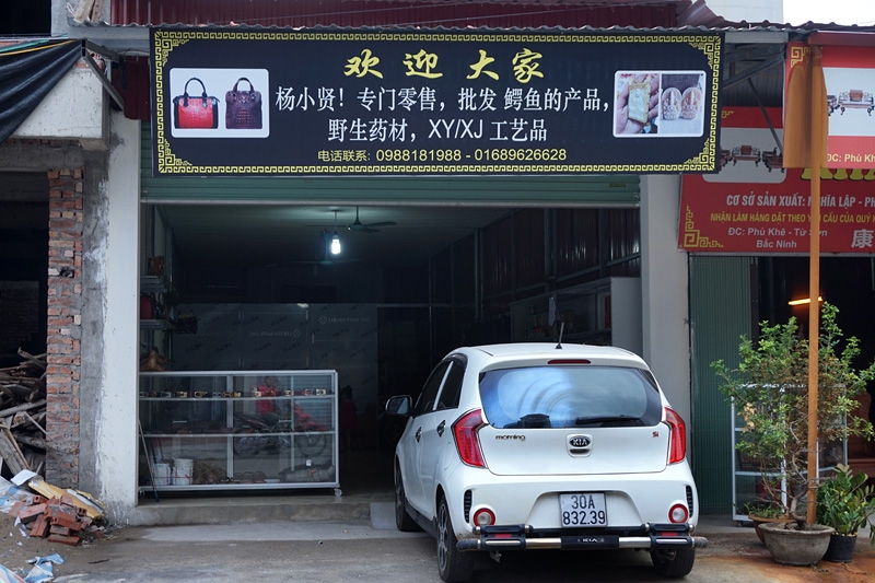 Biển hiệu tiếng Trung, phố Tàu, Từ Sơn, Đồng Kỵ, Phù Khê, Bắc Ninh