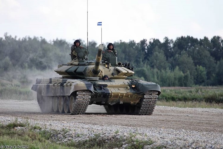 Man nhan canh xe tang T-72B3 tranh tai Tank biathlon 2016-Hinh-8
