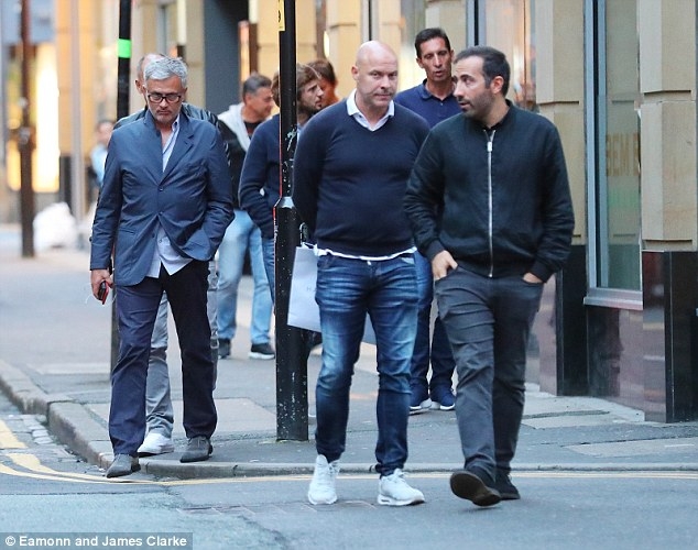 Jose Mourinho, MU, Leicester, Wembley, MU vs Leicester