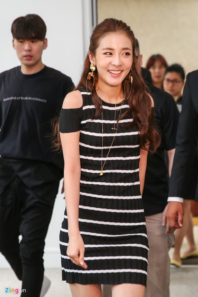 Ve rang ngoi cua Dara (2NE1) o TP HCM hinh anh 2