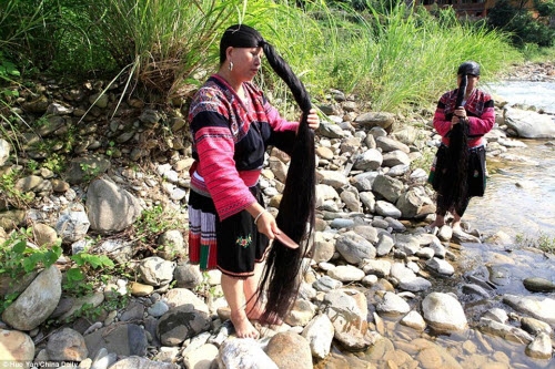 Bên trong ngôi làng phụ nữ chỉ cắt tóc một lần trong đời - 2