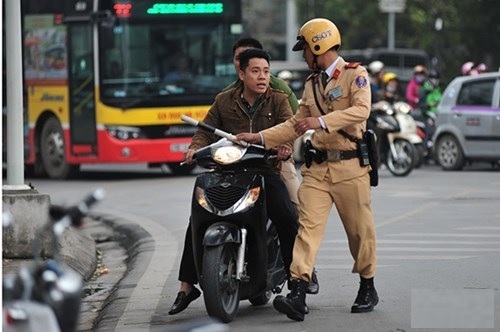 phat-lao-dong-cong-ich-985793857