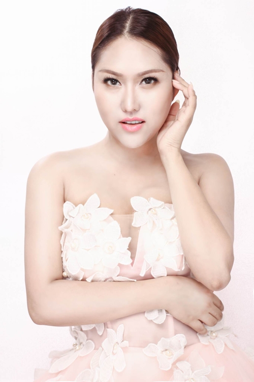 phi-thanh-van-tu-tin-khoe-vai-tran-sau-khi-giam-22-kg-4