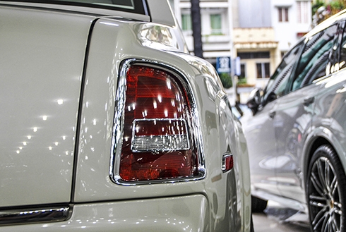 ve-dep-rolls-royce-phantom-series-ii-4