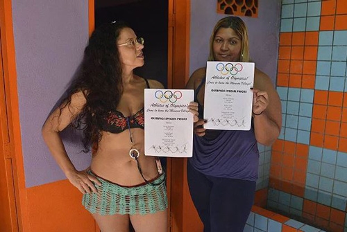 gai-ban-hoa-brazil-dong-loat-dai-ha-gia-mua-olympic-2016-1