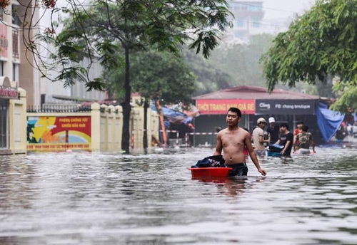 mien-bac-sap-mua-to-ha-noi-kha-nang-ngap-ung