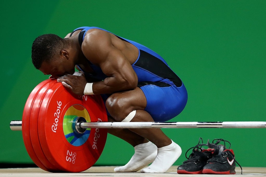 Nha vo dich Olympic khoc nuc no, coi giay giai nghe hinh anh 7