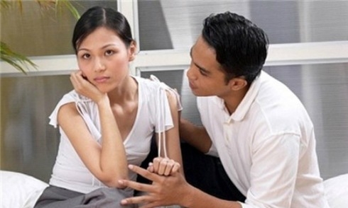 Vợ không muốn hôn tôi vì sợ bẩn