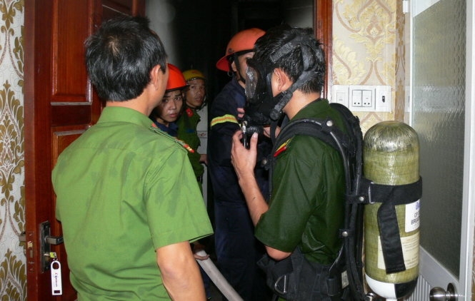 Cháy nhà nghỉ, nhiều khách trọ kịp thoát thân  