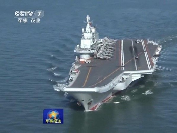 Trung Quoc khoe kha nang chien dau cua tau san bay Lieu Ninh hinh anh 1