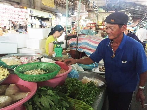 trung-so-tien-ty-nguoi-quet-rac-van-quyet-khong-bo-nghe