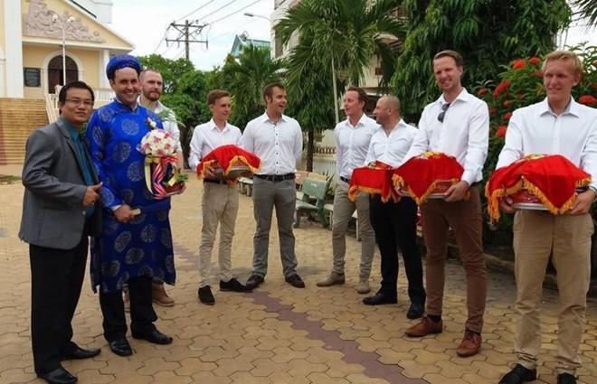 Chang re Tay ruoc dau bang xe bo tai Binh Thuan hinh anh 2