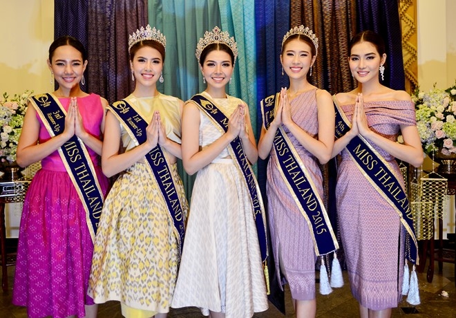 Hoa hau, a hau Thai Lan rang ro o su kien tai Viet Nam hinh anh 8