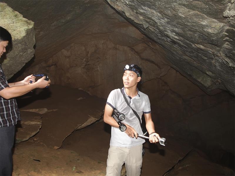 Anh Nguyễn Tuấn Linh, người phát hiện hang.