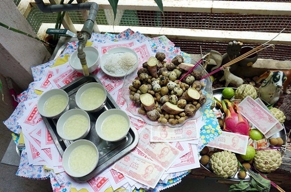  Cúng cô hồn quan trọng vẫn ở tâm thành. Ảnh minh họa 
