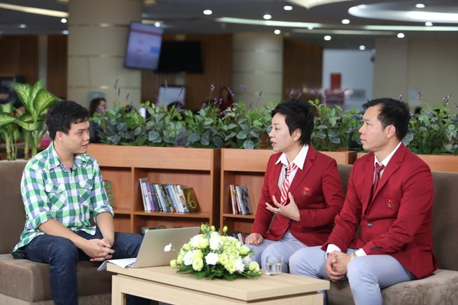 Hoàng Xuân Vinh hát 'Biển, nỗi nhớ và em' - ảnh thể thao