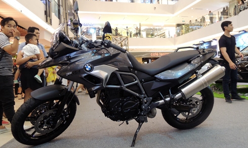 bmw-f700-gs-2016-ve-viet-nam-gia-nua-ty-dong