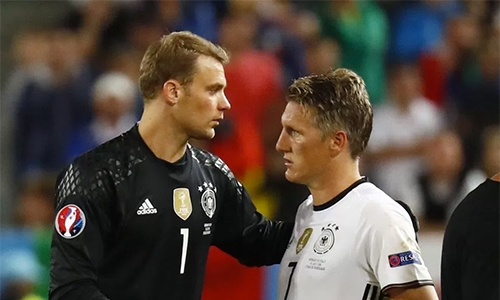 neuer-kho-hieu-vi-cach-mourinho-ghe-lanh-schweinsteiger