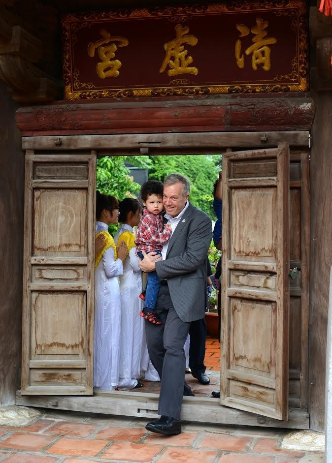 Dai su My le Phat bao hieu ngay Vu Lan hinh anh 2